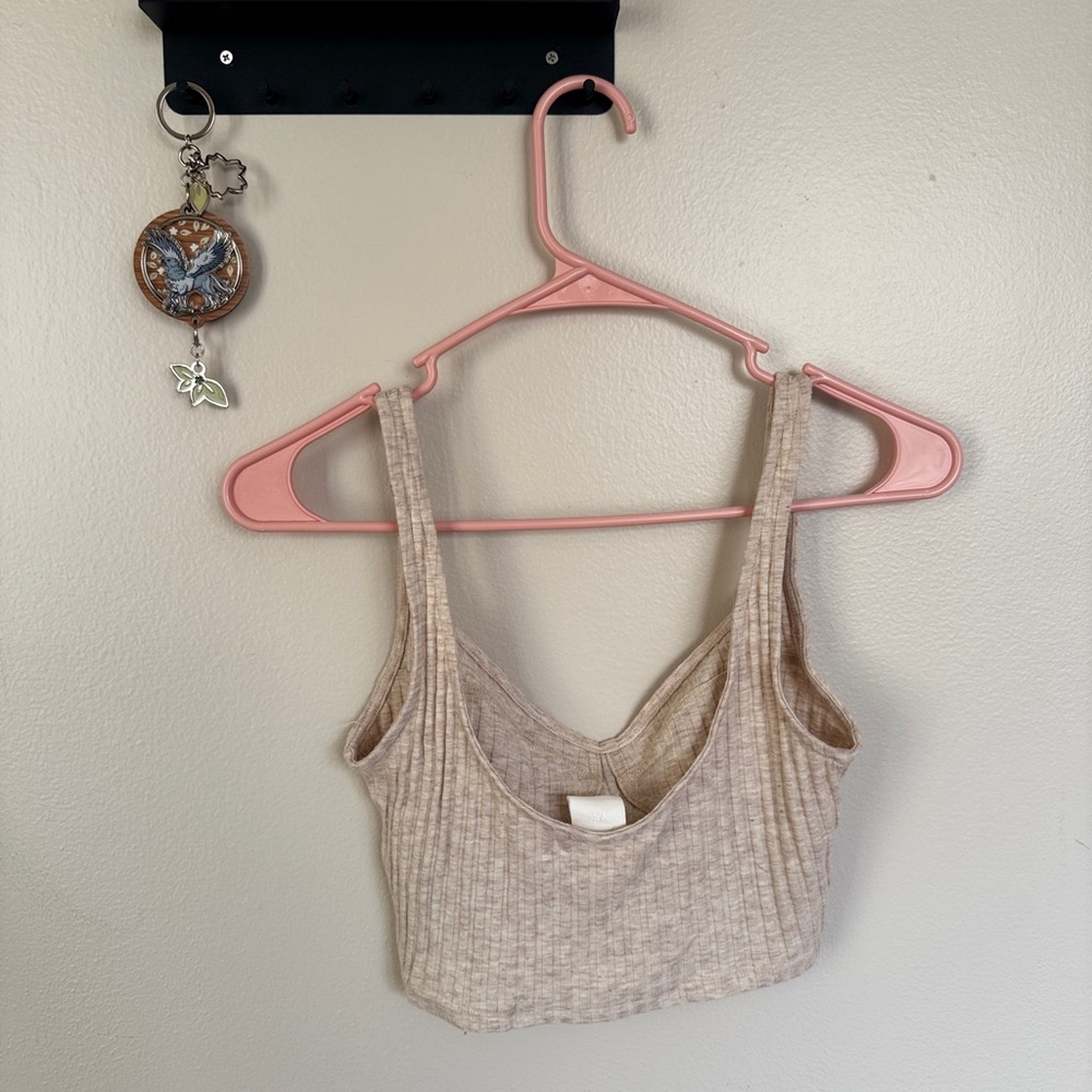 H&M Light Tan Ribbed Top - Picture 2 of 3
